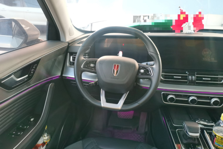 红旗HS5 2023款 2.0T 旗享Pro版中控内饰13