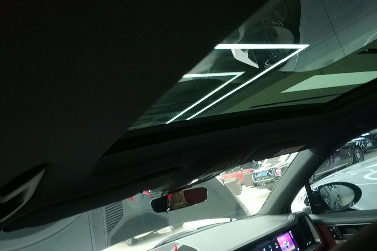 保时捷 2024款 Cayenne 3.0T中控内饰22