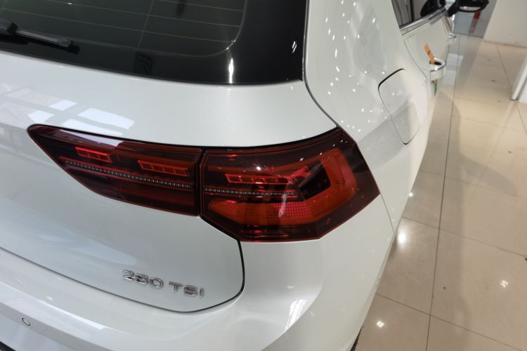 大众 高尔夫 2023款 改款 280TSI DSG R-Line车身外观6006