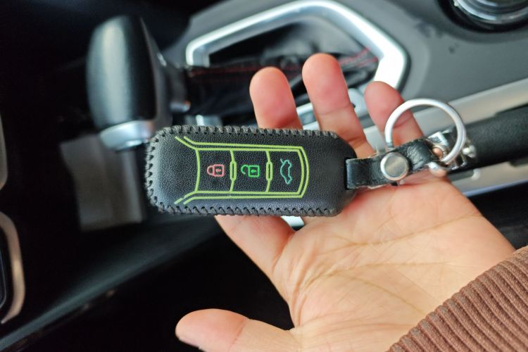 广汽传祺 传祺GS4 2015款 200T G-DCT豪华版中控内饰11