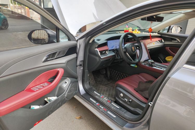 红旗H5 2023款 2.0T 自动智联旗畅版中控内饰20