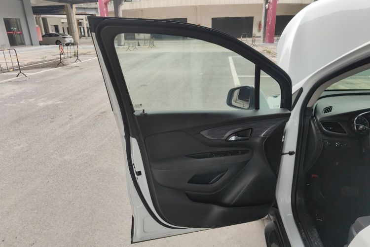 别克 昂科拉 2016款 18T 自动两驱都市领先型中控内饰7007