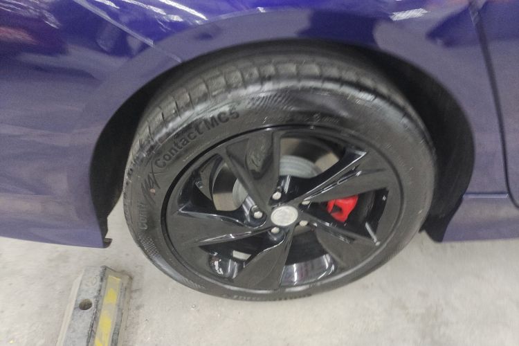 别克 君威 2021款 GS 28T 尊贵型车身外观6008