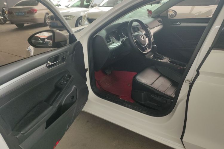 大众 凌渡 2017款 230TSI DSG风尚版中控内饰20