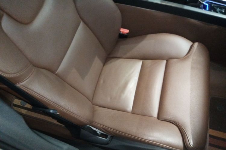 沃尔沃S90 2021款 B5 智远豪华版局部细节41