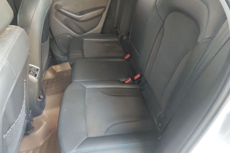 奥迪Q3 2017款 35 TFSI 运动型中控内饰21