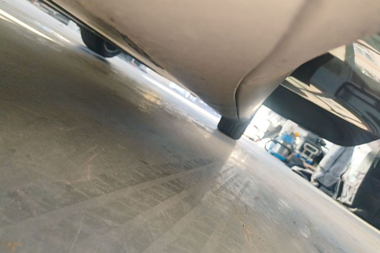 特斯拉 Model 3 2022款 后轮驱动版局部细节9002