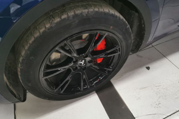 特斯拉 Model Y 2022款 后轮驱动版车身外观6003