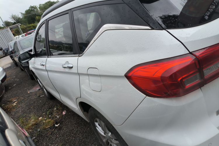 哈弗M6 2019款 1.5T 手动两驱精英型 国VI车身外观6003