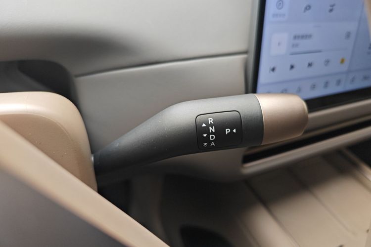 理想汽车 理想i8 2025款 标准版中控内饰18