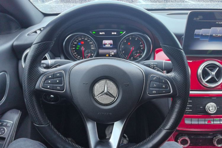 奔驰CLA 2019款 CLA 200 动感型局部细节13