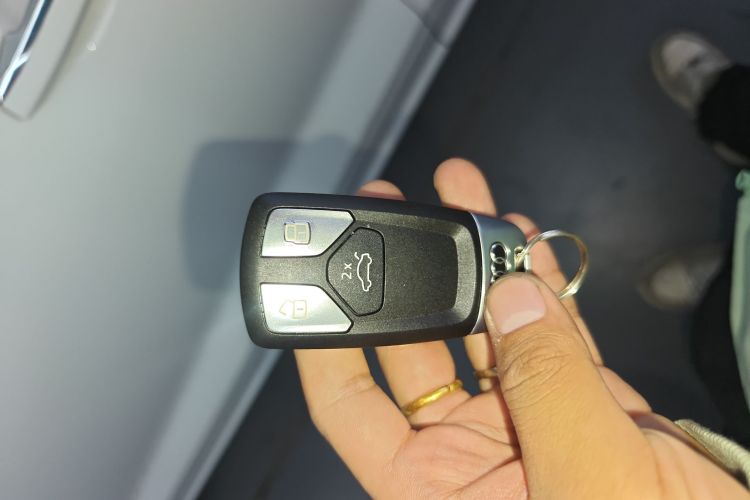 奥迪Q5L 2018款 45 TFSI 尊享时尚型 国VI中控内饰11