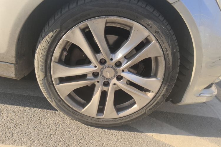 奔驰C级 2011款 C 200 CGI 时尚型车身外观10