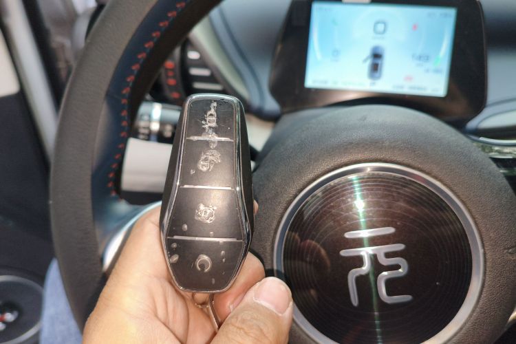 比亚迪 元PLUS 2022款 510KM 旗舰型中控内饰11