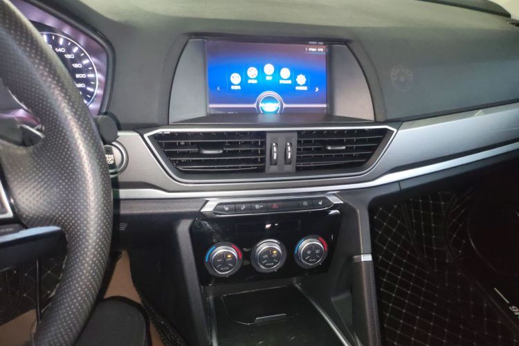 哈弗H6 2019款 运动版 1.5T 自动两驱精英型 国VI中控内饰16