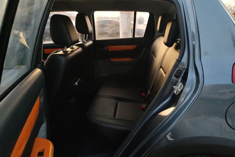 铃木 雨燕 2016款 1.5L 自动时尚型酷玩版中控内饰7004