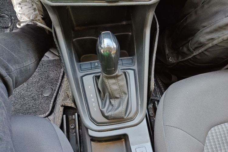 大众 桑塔纳 2021款 1.5L 自动风尚版中控内饰18