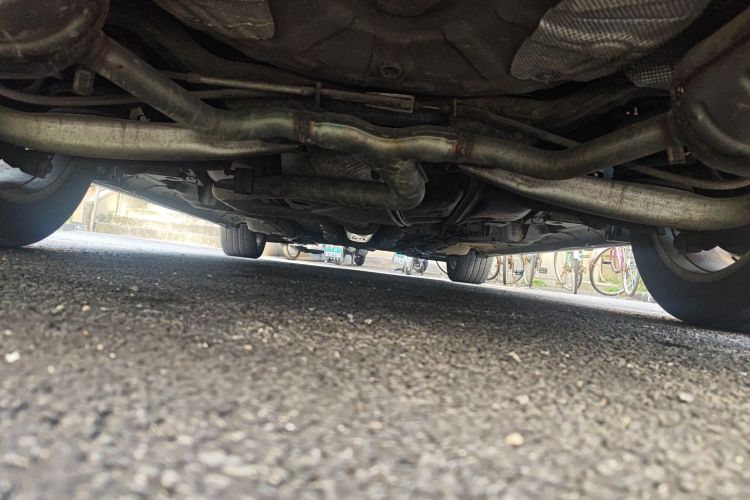 别克 君威 2015款 1.6T 精英技术型局部细节9009