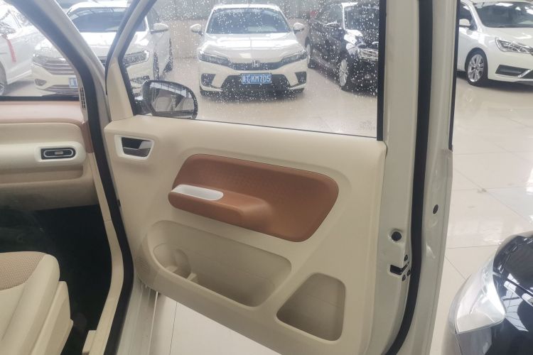 五菱汽车 宏光MINIEV 2024款 第三代 215km 进阶版中控内饰42