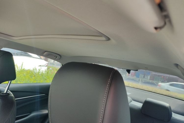 别克 英朗 2021款 改款 典范 1.5L 自动精英型局部细节22