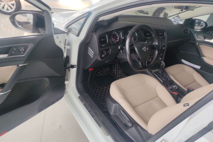 大众 高尔夫 2017款 230TSI 自动舒适百万辆纪念版中控内饰20