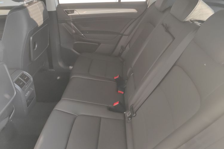 大众 高尔夫·嘉旅 2019款 280TSI 自动好奇型 国V中控内饰7004