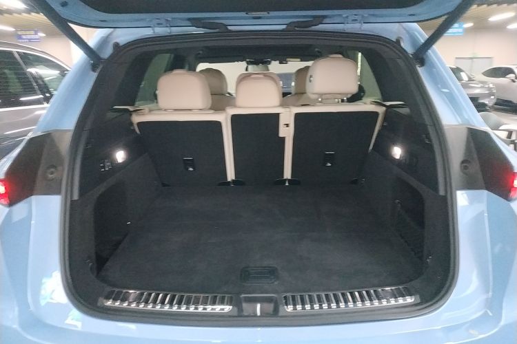 理想汽车 理想L7 2024款 Ultra机舱底盘23