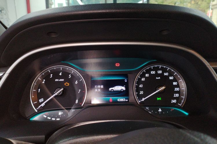 别克 英朗 2021款 改款 典范 1.5L 自动精英型中控内饰14