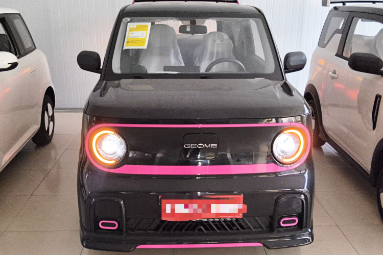 吉利银河 2025款 210km 熊猫卡丁车身外观6001