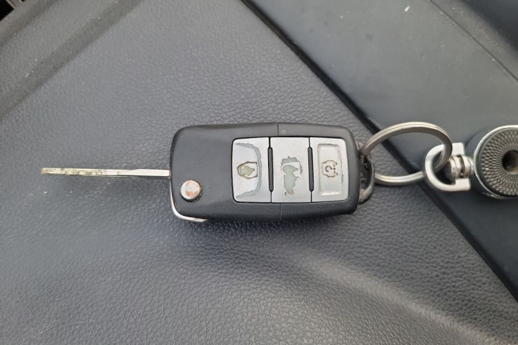 北汽威旺M20 2014款 1.5L实用型BJ415A中控内饰11