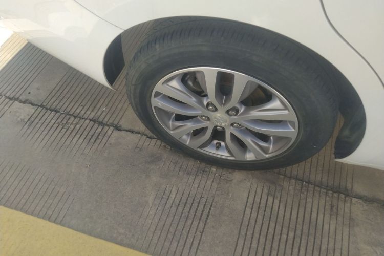 别克 英朗 2021款 改款 1.3T 自动轻混动精英型车身外观6008