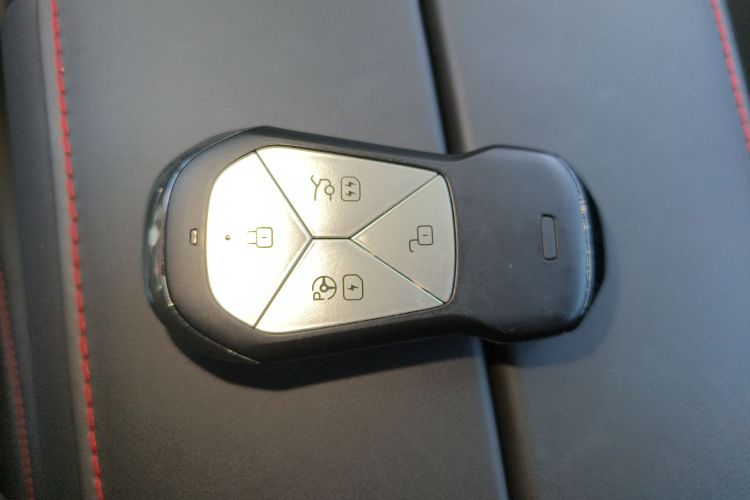 小鹏P7 2022款 625E中控内饰7001