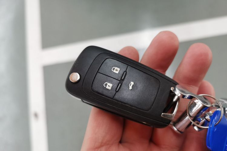 别克 英朗 2021款 典范 1.5L 自动精英型中控内饰7001