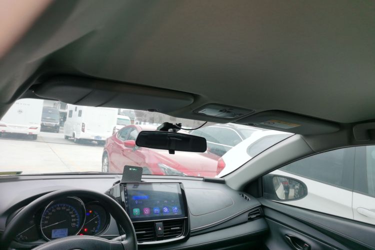 丰田 威驰FS 2017款 1.5L CVT锋驰版中控内饰22