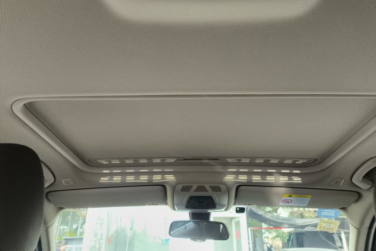 宝马3系 2019款 320Li 时尚型中控内饰22