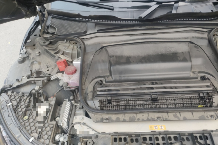 奔驰EQE 2022款 350 先型特别版局部细节9006