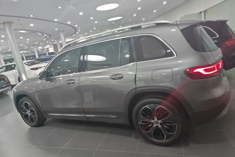 奔驰GLB 2022款 改款 GLB 200 时尚型车身外观6003