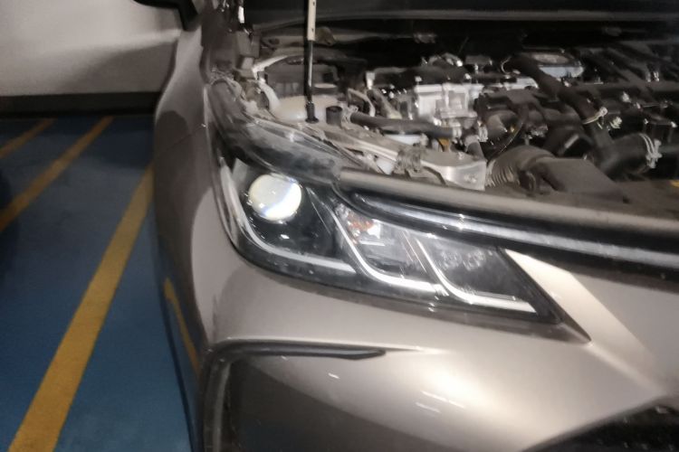 丰田 卡罗拉 2023款 1.8L 智能电混双擎 精英版车身外观8