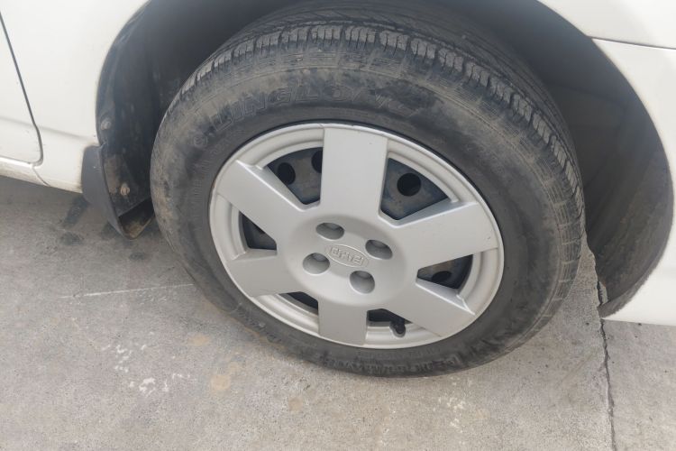 比亚迪F3 2018款 1.5L 手动经典型车身外观10