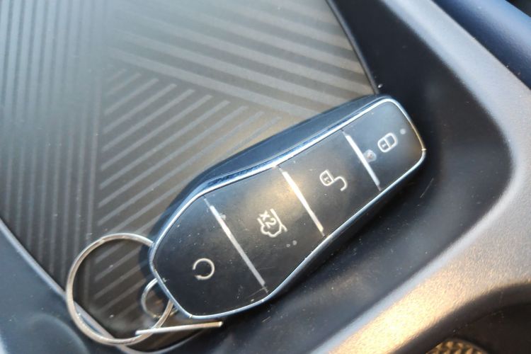 比亚迪 海鸥 2025款 智驾版 305km 活力版中控内饰11