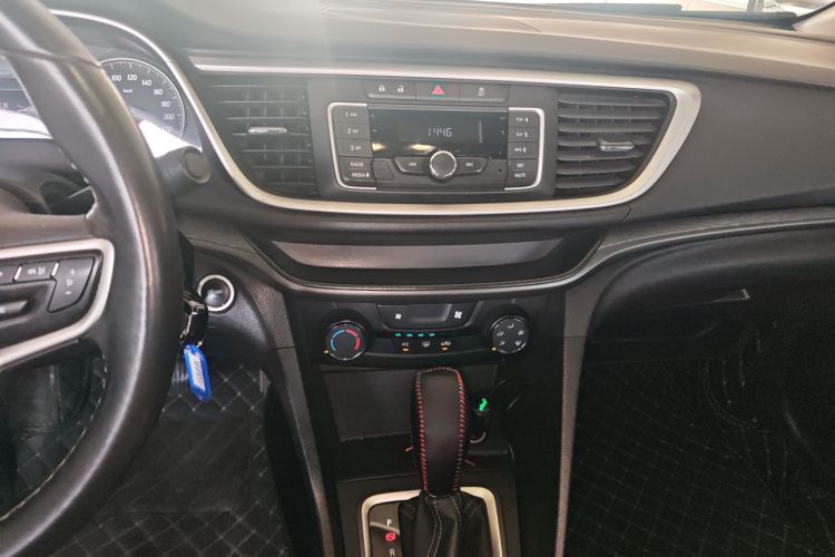 别克 英朗 2018款 18T 自动精英型局部细节16