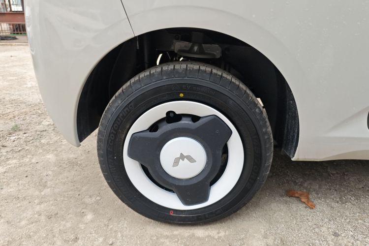 五菱汽车 宏光MINIEV 2024款 第三代 215km 青春版车身外观6008