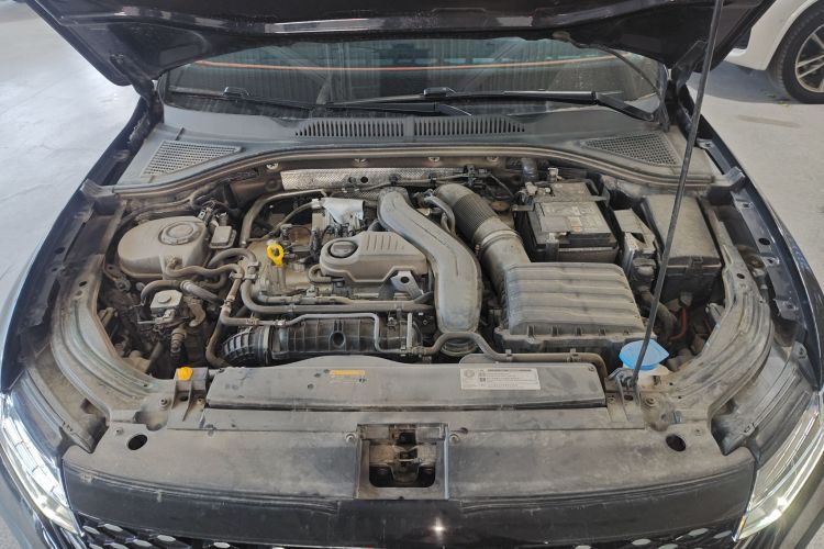 大众 朗逸 2024款 300TSI DSG星空满逸版机舱底盘24