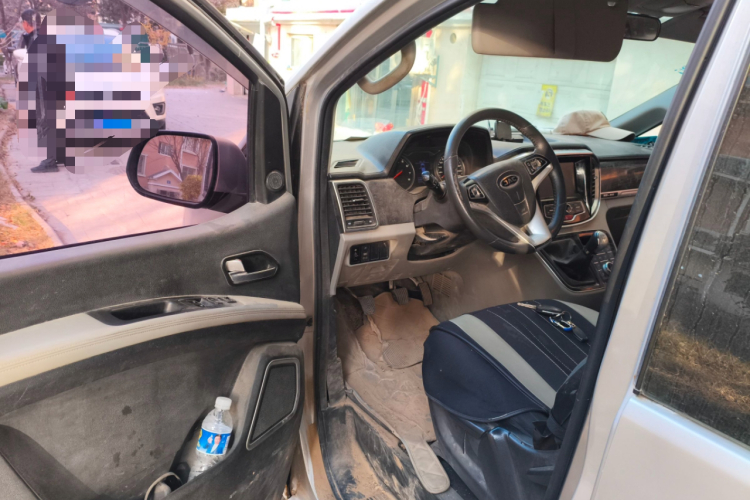 江淮瑞风 瑞风M4 2016款 2.0L 手动豪华型中控内饰20