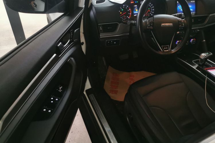 哈弗H6 2018款 运动版 1.5T 自动两驱精英型 国V中控内饰20