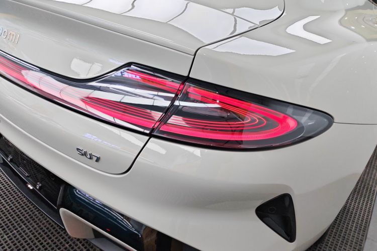 小米汽车 小米SU7 2024款 后驱长续航智驾版车身外观6006