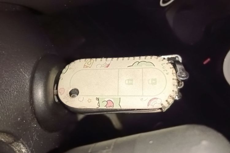 名爵3 2013款 1.5L AMT精英版中控内饰11