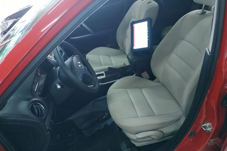 马自达6 2015款 2.0L 自动时尚型局部细节19