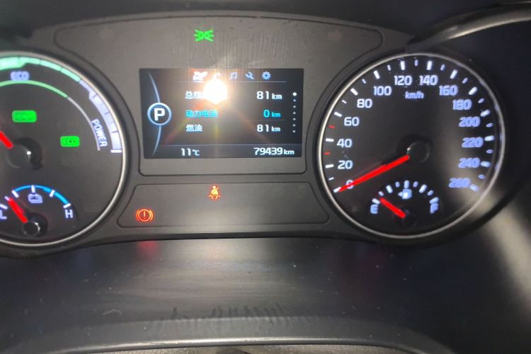 起亚K5新能源 2018款 2.0L 智享版中控内饰15