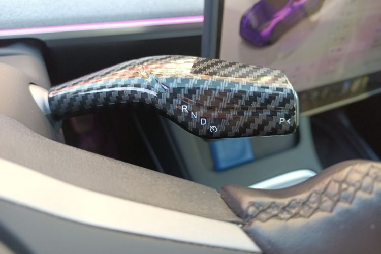 特斯拉 Model Y 2023款 长续航全轮驱动版局部细节18